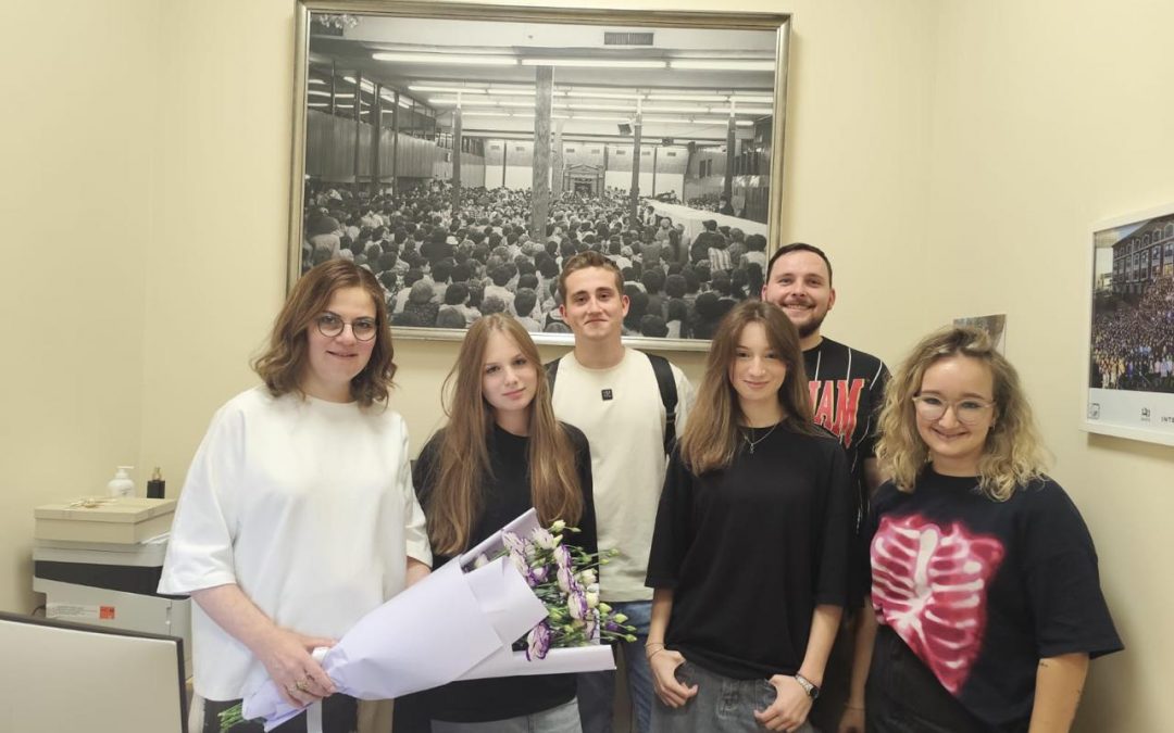 Вітаємо р. Хаю Вольф з днем народження!